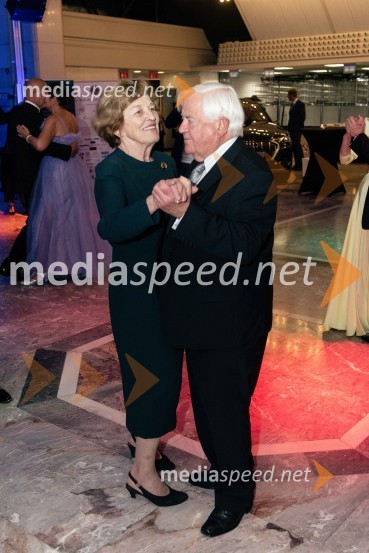  Štefka Kučan;  Milan Kučan, nekdanji predsednik Republike SlovenijeVeliki dobrodelni Lions ples 2019