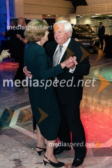  Štefka Kučan;  Milan Kučan, nekdanji predsednik Republike SlovenijeVeliki dobrodelni Lions ples 2019