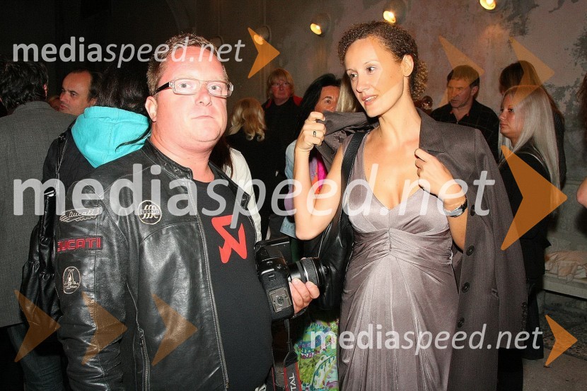 Gregor Gulin, fotograf in Simona Rakuša, novinarkaFestival Ljubljana, Predstava Tomaža Pandurja: Baroko