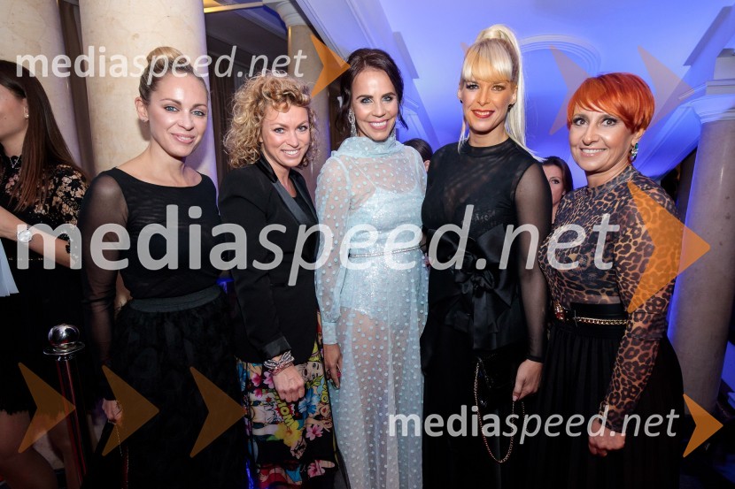  Snežana Delakorda, direktorica, Prima komunikacije;  Sonja Rigler, stilistka;  Lorella Flego, voditeljica;  Darja Lesjak, center manager, Citycenter Celje;  Nena Horvat, vodja marketinga Citycenter CeljeFemme fatale 2019 je Natalija Verboten