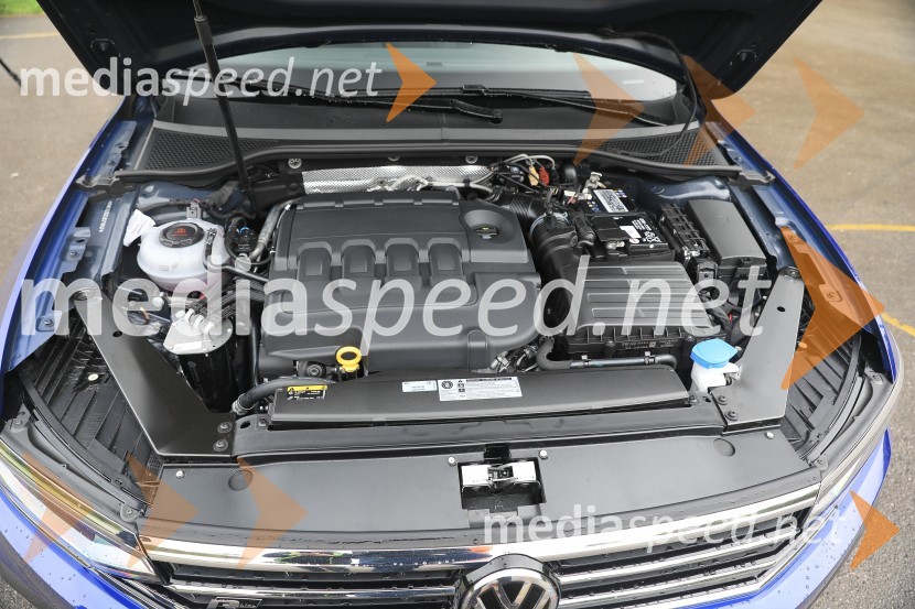 Slovenska predstavitev prenovljenega vozila Volkswagen Passat