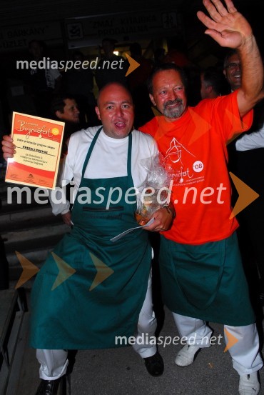 Branko Berden in Ignac Žerdin, ekipa Prezelj prevoz

Bogračfest 2008