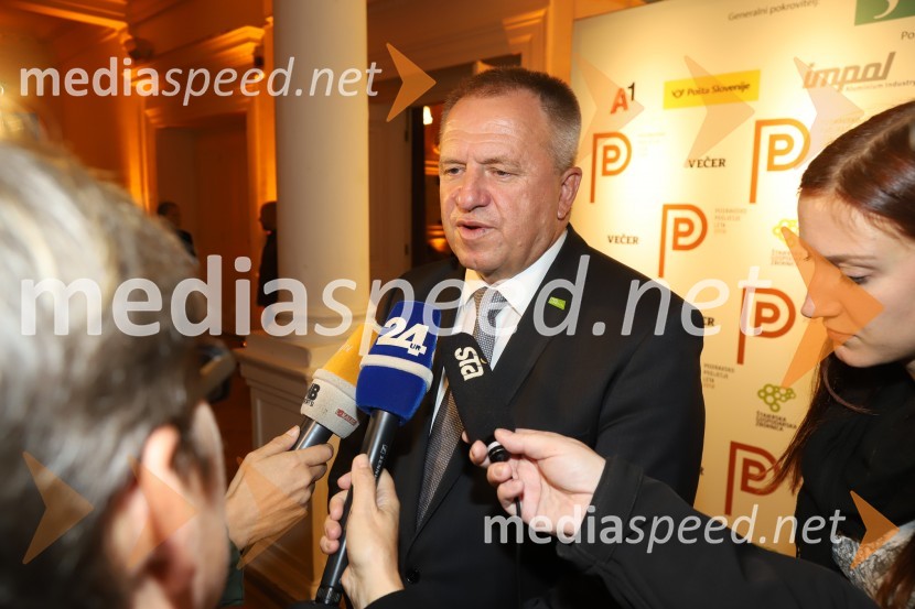  Zdravko Počivalšek, minister za gospodarski razvoj in tehnologijoPodravsko podjetje leta 2018 je Teta Frida