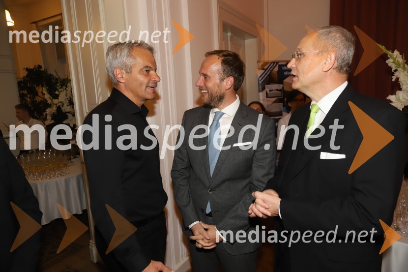  Aleksander Saša Arsenovič, župan, Mestna občina Maribor;  Uroš Hakl, direktor družbe Večer, d.o.o.;  ... Podravsko podjetje leta 2018 je Teta Frida