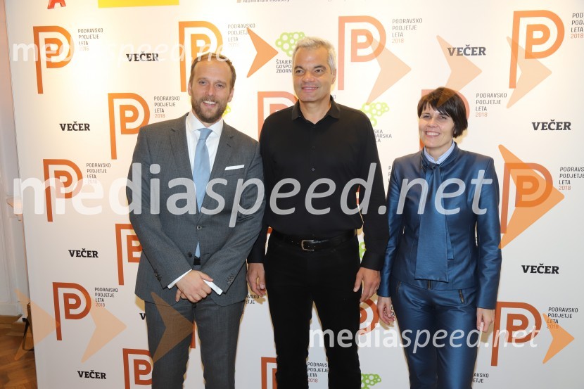  Uroš Hakl, direktor družbe Večer, d.o.o.;  Aleksander Saša Arsenovič, župan, Mestna občina Maribor; mag. Aleksandra Podgornik, direktorica, Štajerska gospodarska zbornicaPodravsko podjetje leta 2018 je Teta Frida
