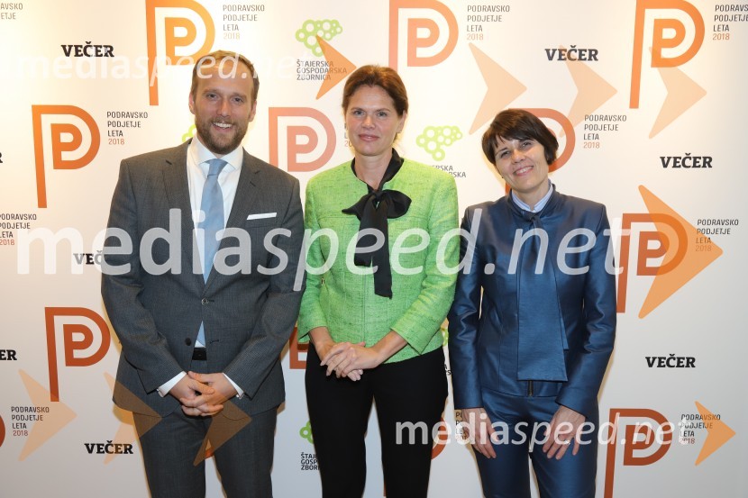  Uroš Hakl, direktor družbe Večer, d.o.o.; mag. Alenka Bratušek, ministrica za infrastrukturo RS ; mag. Aleksandra Podgornik, direktorica, Štajerska gospodarska zbornicaPodravsko podjetje leta 2018 je Teta Frida
