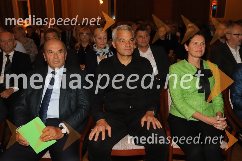 dr. Roman Glaser, predsednik, Štajerska gospodarska zbornica;  Aleksander Saša Arsenovič, župan, Mestna občina Maribor; mag. Alenka Bratušek, ministrica za infrastrukturo RS Podravsko podjetje leta 2018 je Teta Frida