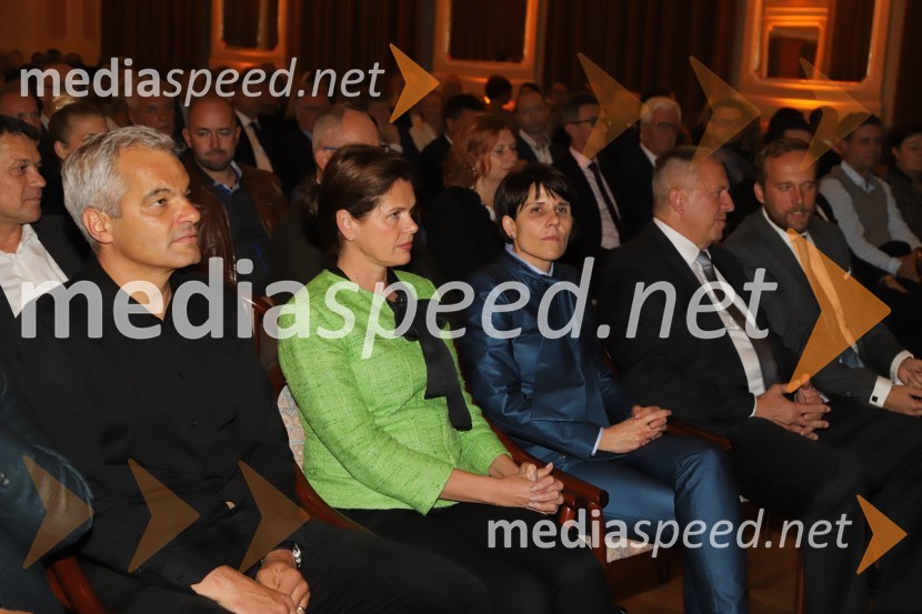  Aleksander Saša Arsenovič, župan, Mestna občina Maribor; mag. Alenka Bratušek, ministrica za infrastrukturo RS ; mag. Aleksandra Podgornik, direktorica, Štajerska gospodarska zbornica;  Zdravko Počivalšek, minister za gospodarski razvoj in tehnologijoPodravsko podjetje leta 2018 je Teta Frida