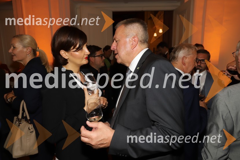  Vesna Györkös Žnidar, nekdanja ministrica za notranje zadeve;  Zdravko Počivalšek, minister za gospodarski razvoj in tehnologijoPodravsko podjetje leta 2018 je Teta Frida