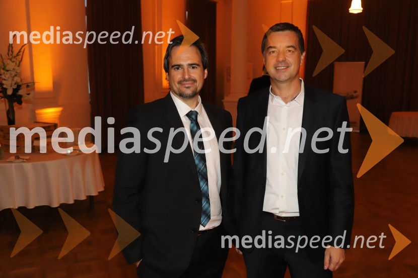  Miha Klančar, direktor za področje prodaje in marketinga, Večer d.d.; mag. Matej Rus, pobudnik projekta Start:up Slovenia, višji predavateljPodravsko podjetje leta 2018 je Teta Frida