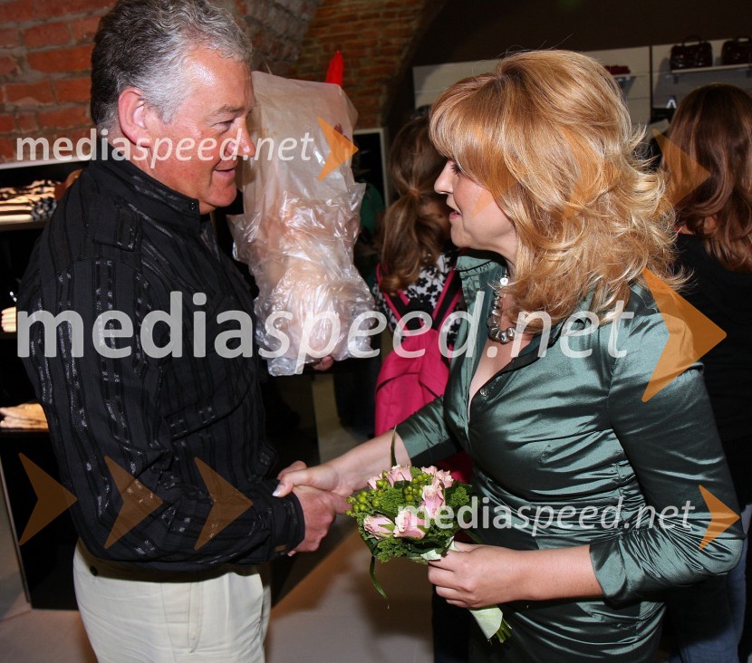 ... in stilistka NadaOtvoritev trgovine MNM