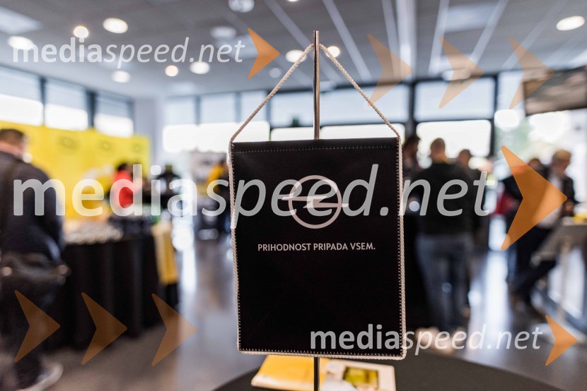 Slovenska predstavitev Oplove ponudbe gospodarskih vozil