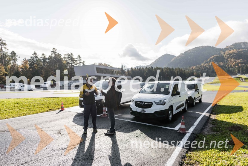 Slovenska predstavitev Oplove ponudbe gospodarskih vozil