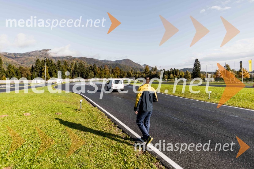 Slovenska predstavitev Oplove ponudbe gospodarskih vozil