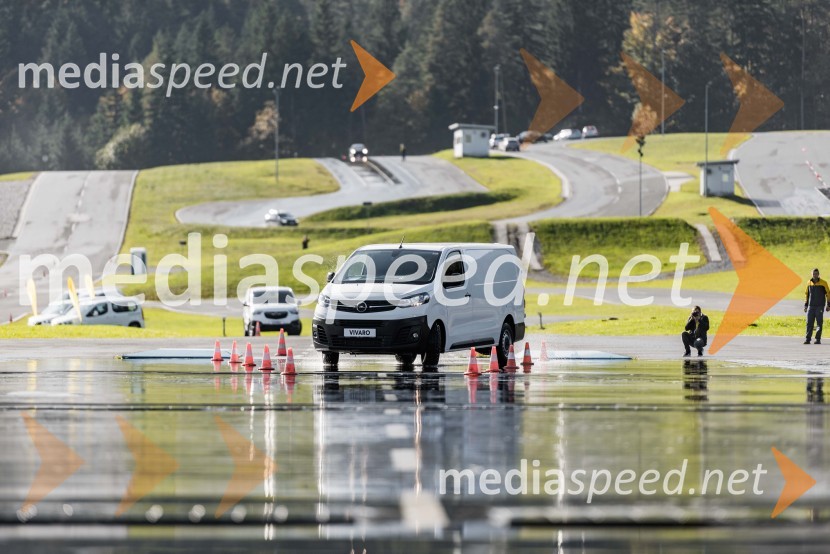 Slovenska predstavitev Oplove ponudbe gospodarskih vozil