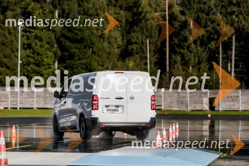 Slovenska predstavitev Oplove ponudbe gospodarskih vozil