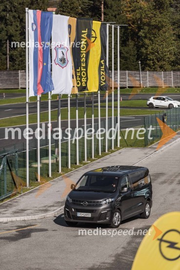 Slovenska predstavitev Oplove ponudbe gospodarskih vozil