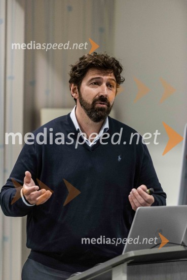 Slovenska predstavitev Oplove ponudbe gospodarskih vozil