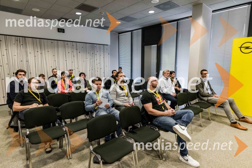 Slovenska predstavitev Oplove ponudbe gospodarskih vozil