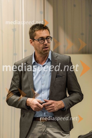 Slovenska predstavitev Oplove ponudbe gospodarskih vozil