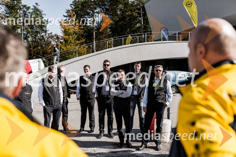 Slovenska predstavitev Oplove ponudbe gospodarskih vozil