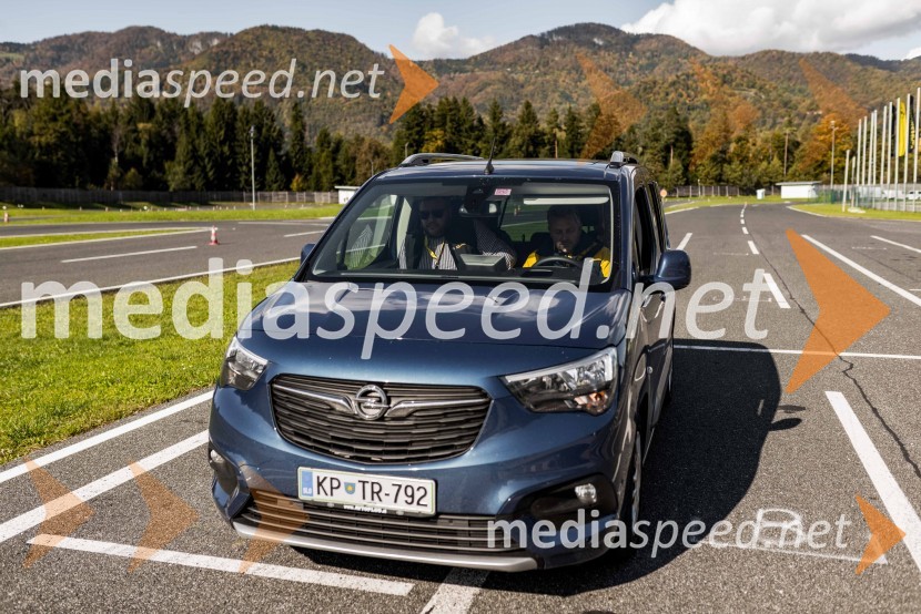 Slovenska predstavitev Oplove ponudbe gospodarskih vozil