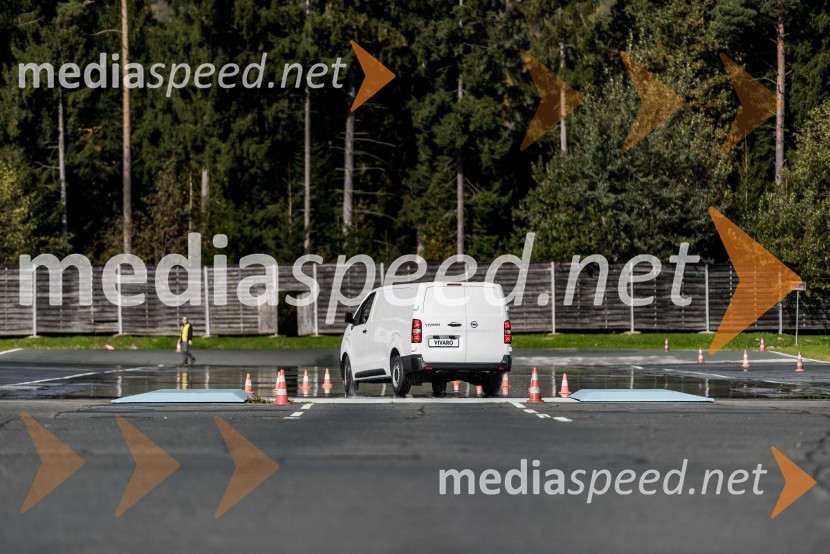 Slovenska predstavitev Oplove ponudbe gospodarskih vozil