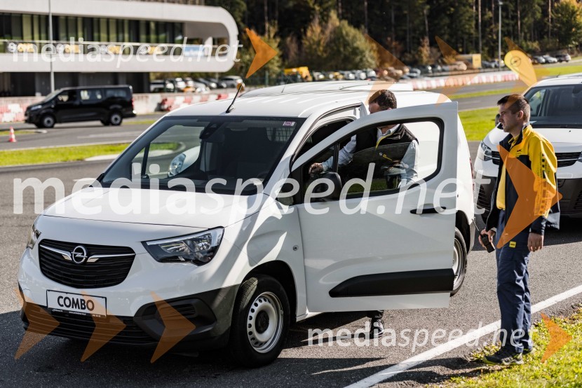 Slovenska predstavitev Oplove ponudbe gospodarskih vozil