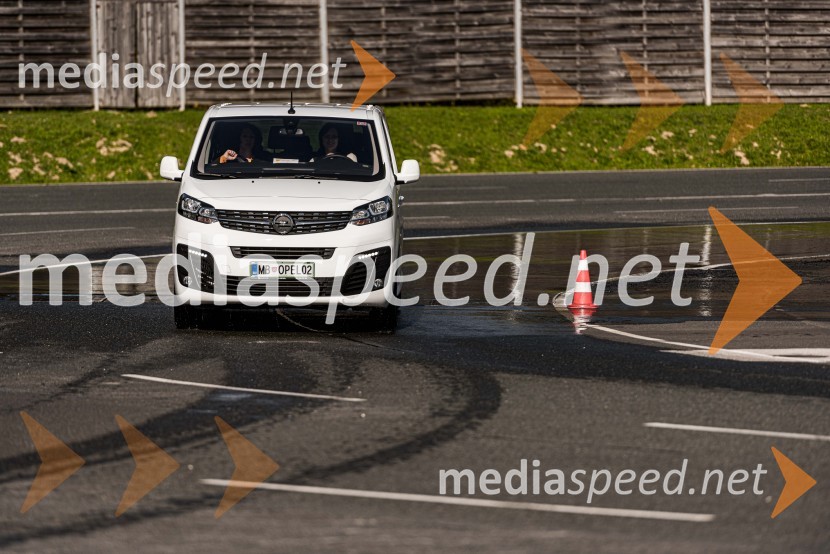 Slovenska predstavitev Oplove ponudbe gospodarskih vozil