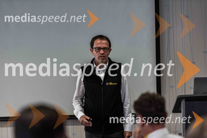 Slovenska predstavitev Oplove ponudbe gospodarskih vozil