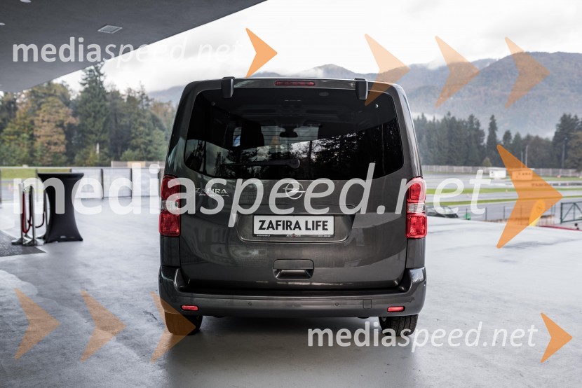 Slovenska predstavitev Oplove ponudbe gospodarskih vozil