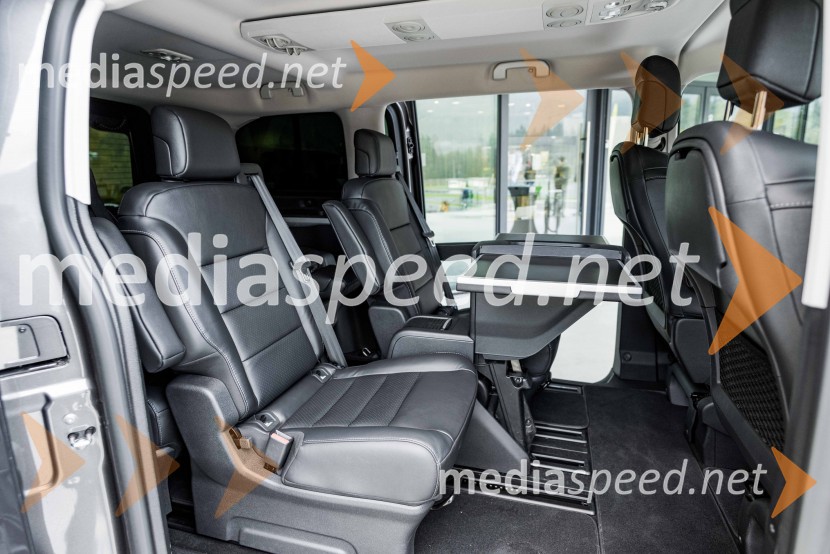 Slovenska predstavitev Oplove ponudbe gospodarskih vozil