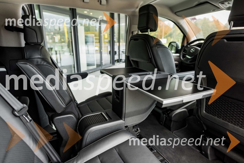 Slovenska predstavitev Oplove ponudbe gospodarskih vozil