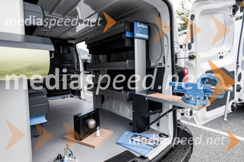 Slovenska predstavitev Oplove ponudbe gospodarskih vozil