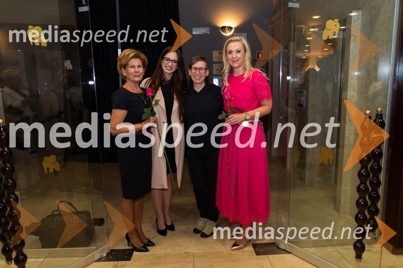  Tatjana  Kolenc;  Jasmina Spahalić, voditeljica ;  Sandra  Pohole;  Klaudija Javornik, Adacta d.o.o.Predstavitev knjige Klaudije Javornik & Tatjane Kolenc: Do srčnega voditeljstva