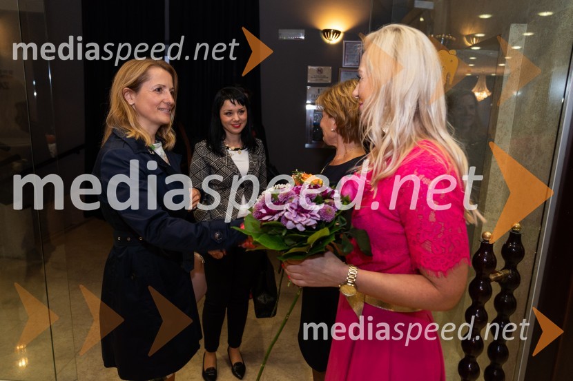  ... ;  ... ;  Tatjana  Kolenc;  Klaudija Javornik,  Adacta d.o.o.Predstavitev knjige Klaudije Javornik & Tatjane Kolenc: Do srčnega voditeljstva