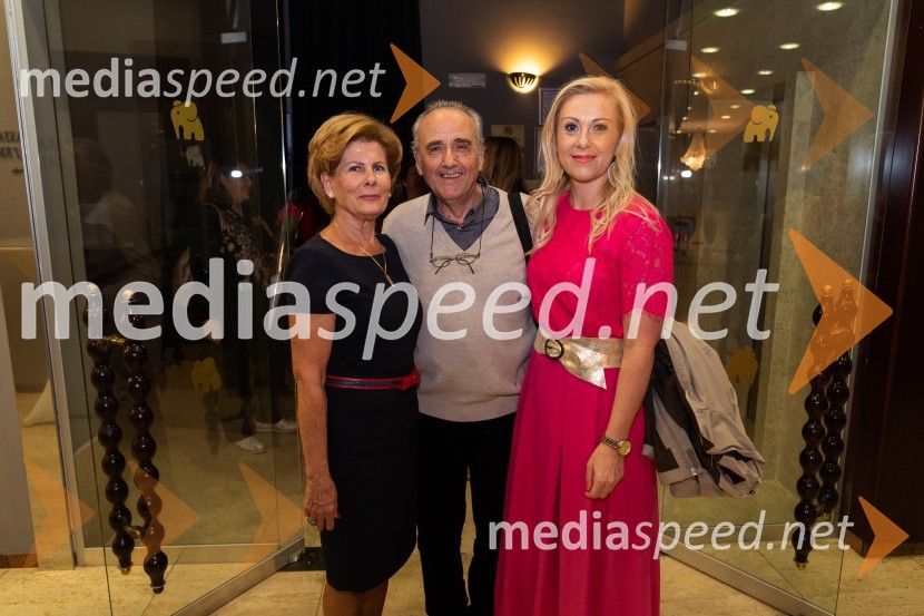  Tatjana  Kolenc;  ... ;  Klaudija Javornik,  Adacta d.o.o.Predstavitev knjige Klaudije Javornik & Tatjane Kolenc: Do srčnega voditeljstva