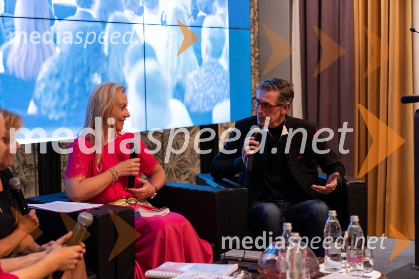  Klaudija Javornik,  Adacta d.o.o.;  Mihael  BellisPredstavitev knjige Klaudije Javornik & Tatjane Kolenc: Do srčnega voditeljstva