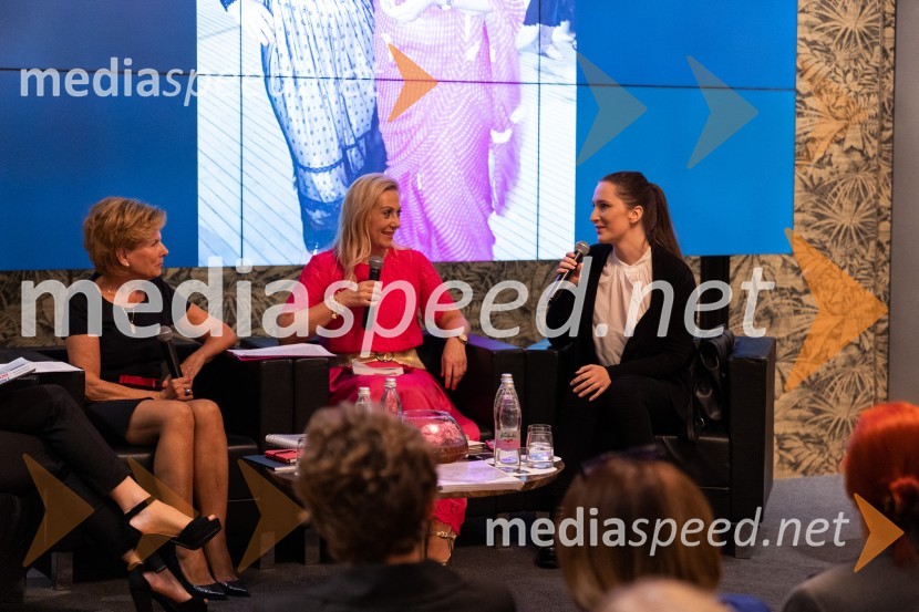  Tatjana  Kolenc;  Klaudija Javornik,  Adacta d.o.o.;  ... Predstavitev knjige Klaudije Javornik & Tatjane Kolenc: Do srčnega voditeljstva