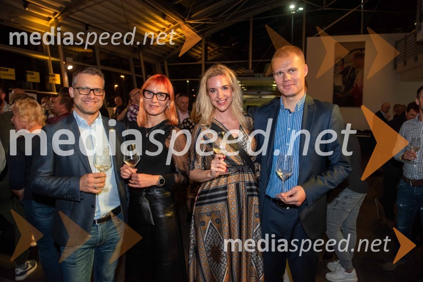  Tom Cortese;  Jasmina Kuzmič Rifelj, Vitapur;  Katja Blažič, PR direktorica, Agencija Novelus;  ... PUBECI že petič zavzeli Maribor