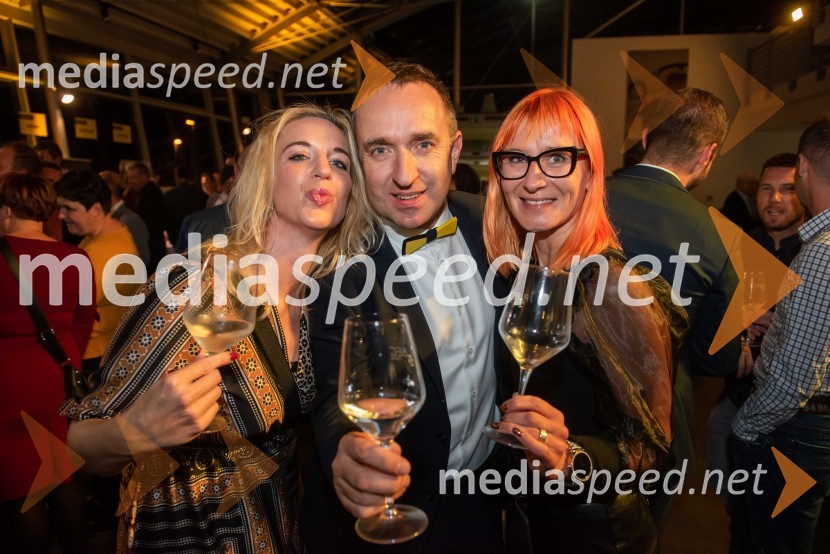  Katja Blažič, PR direktorica, Agencija Novelus;  Borut  Cvetko, kreativni direktor, Mediaspeed;  Jasmina Kuzmič Rifelj, VitapurPUBECI že petič zavzeli Maribor
