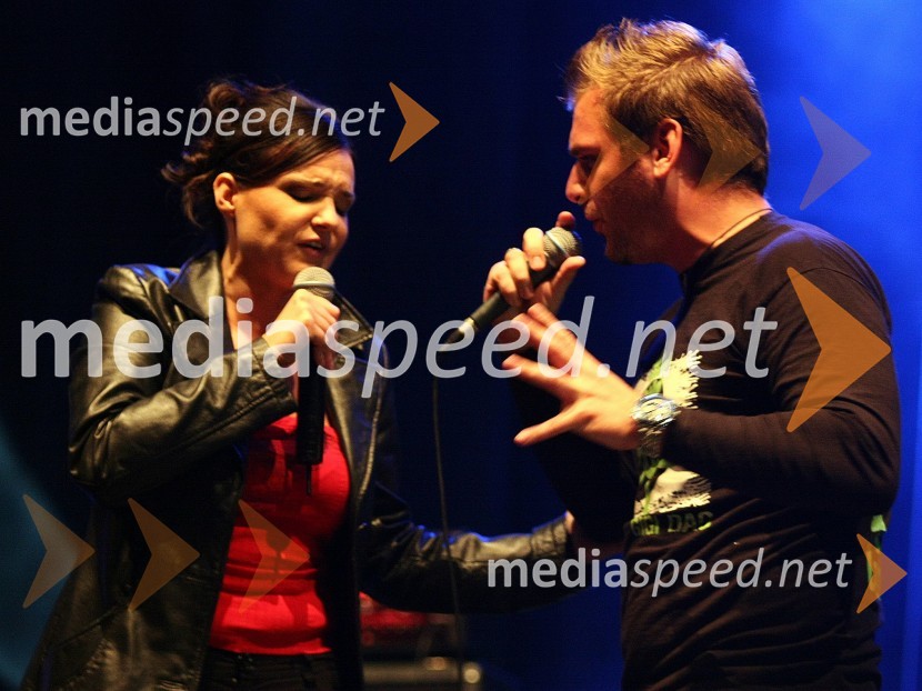 Alenka Gotar, pevka in ..., skupina Sons

Urbanova noč 2008