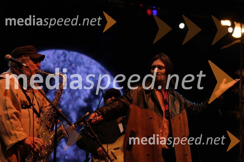 Dino Dvornik, hrvaški glasbenikDino Dvornik: v spomin na preminulega hrvaškega glasbenika