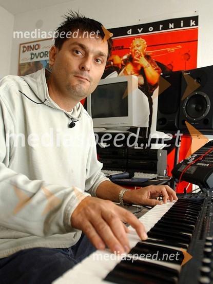 Dino Dvornik, hrvaški glasbenikDino Dvornik: v spomin na preminulega hrvaškega glasbenika