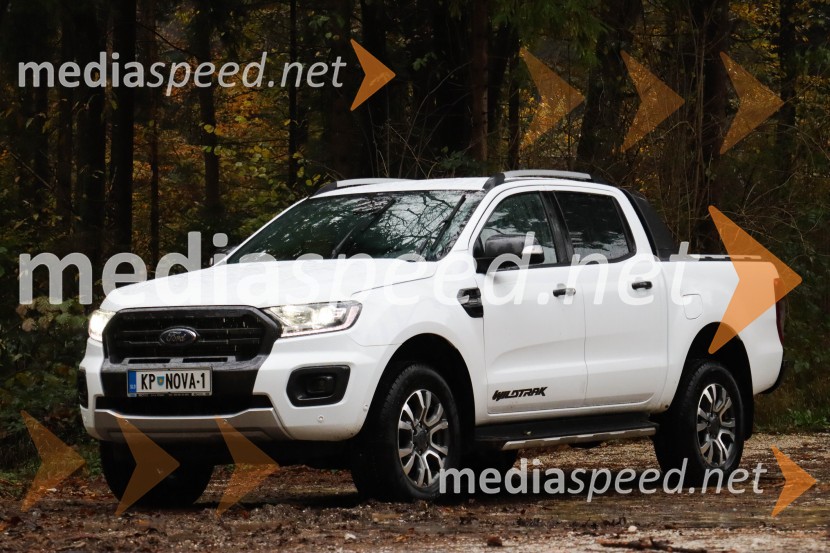 Slovenska predstavitev novega Ford Rangerja in Customa m-HEV