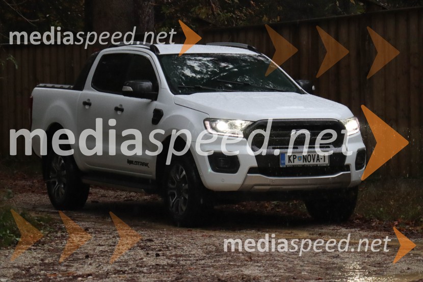 Slovenska predstavitev novega Ford Rangerja in Customa m-HEV