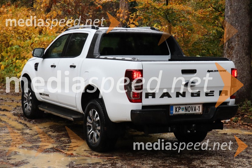Slovenska predstavitev novega Ford Rangerja in Customa m-HEV