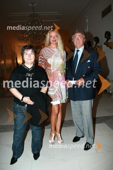 Dragica Petrovič, producentka in režiserka ter Walter Wolf, podjetnik in spremljevalka Edna KerncFestival narečnih popevk 2008