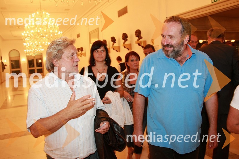 Vlado Krejač, urednik Radia Maribor in Tone Petelinšek, odgovorni urednik programov Radia MariborFestival narečnih popevk 2008