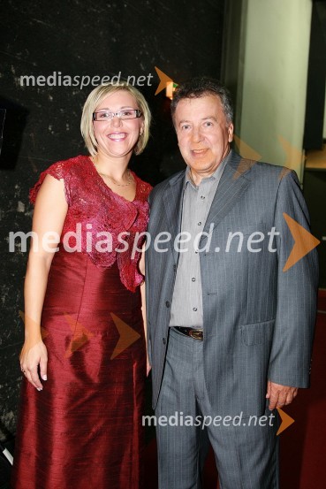 Alenka Herceg, pevka in Zdravko Geržina, organizator in lastnik licence za Miss SlovenijeFestival narečnih popevk 2008